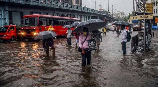 મુંબઈ શહેરમાં ભારે વરસાદ